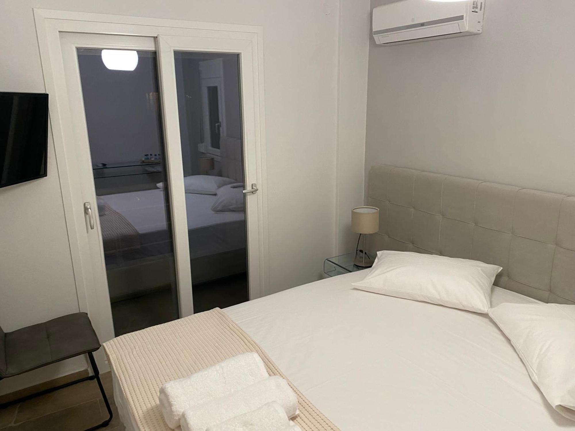 Korelis Apartments Agia Anna  Bagian luar foto
