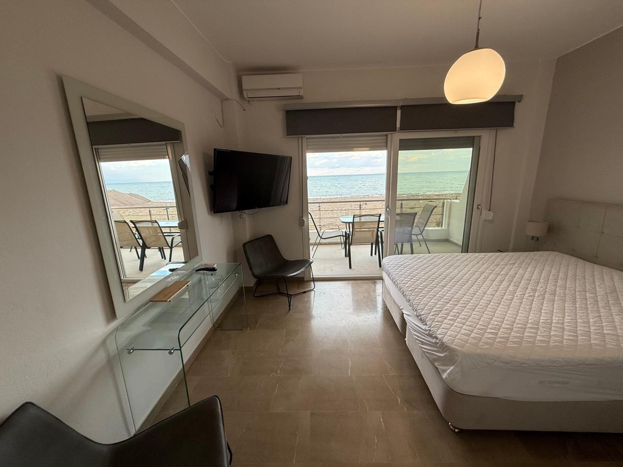 Korelis Apartments Agia Anna  Bagian luar foto