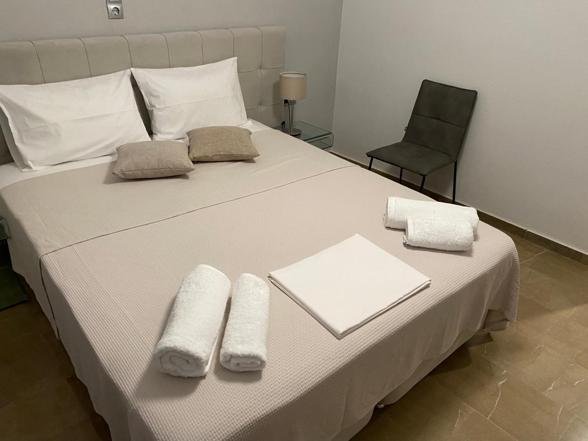 Korelis Apartments Agia Anna  Bagian luar foto